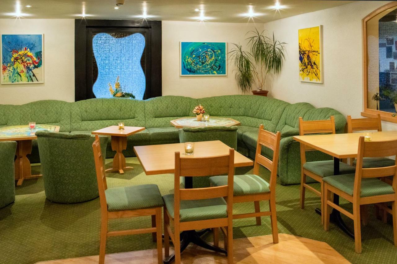 Ambiente Guesthouse サース フェー エクステリア 写真